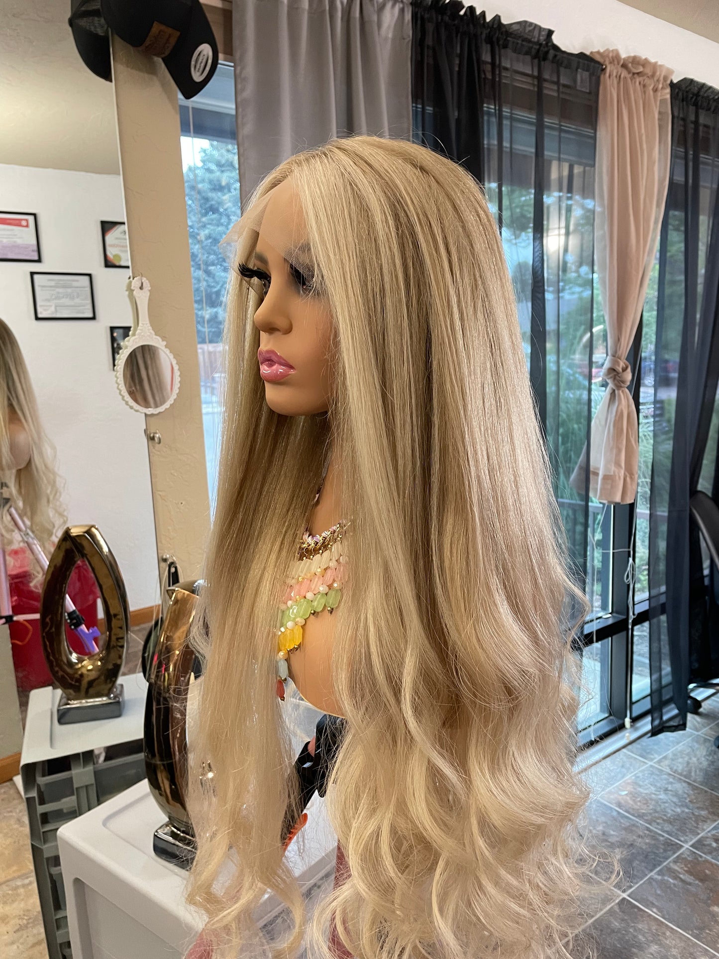 MONEY PIECE BLONDE BABE